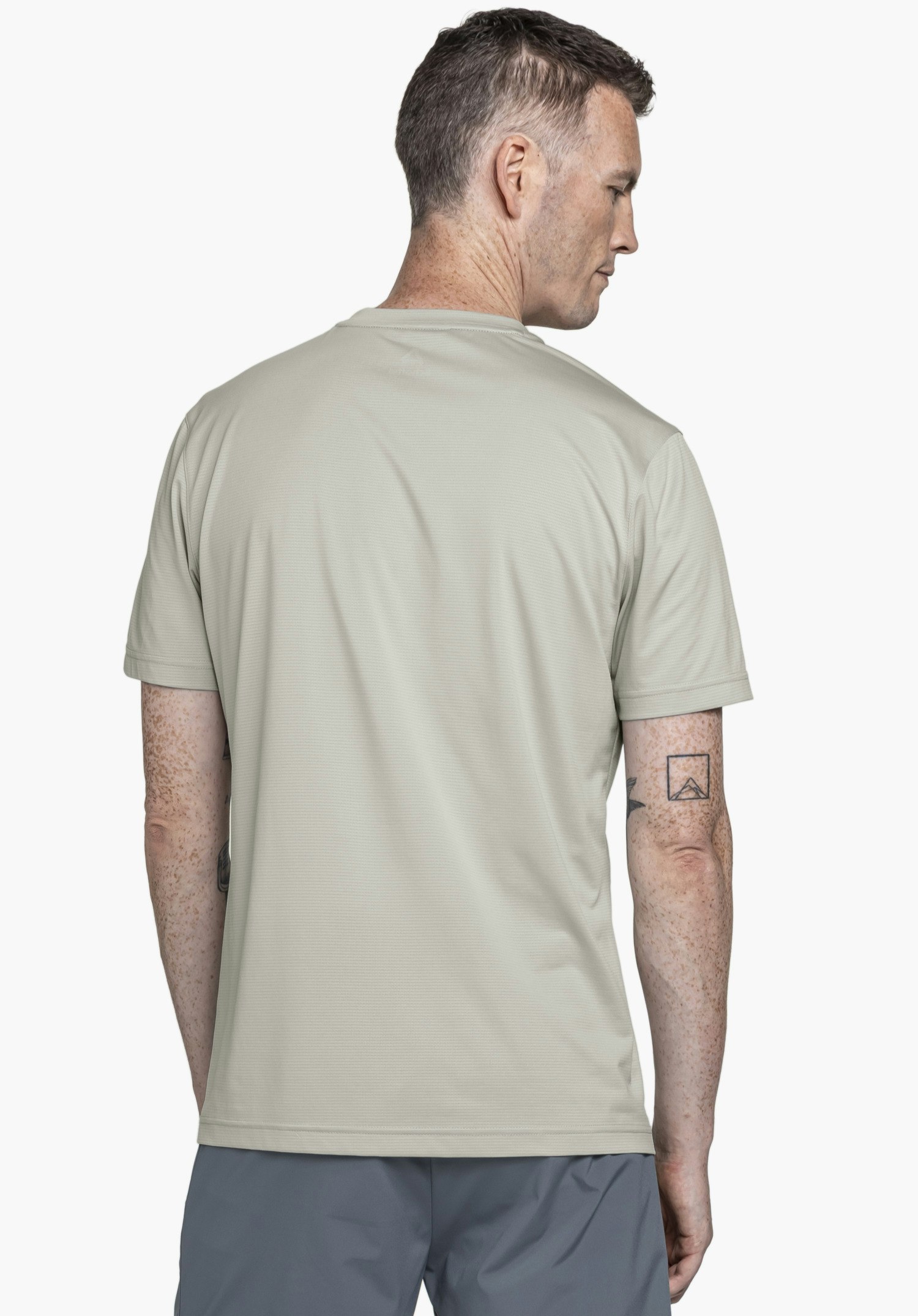 Environmentally friendly t shirt for hiking