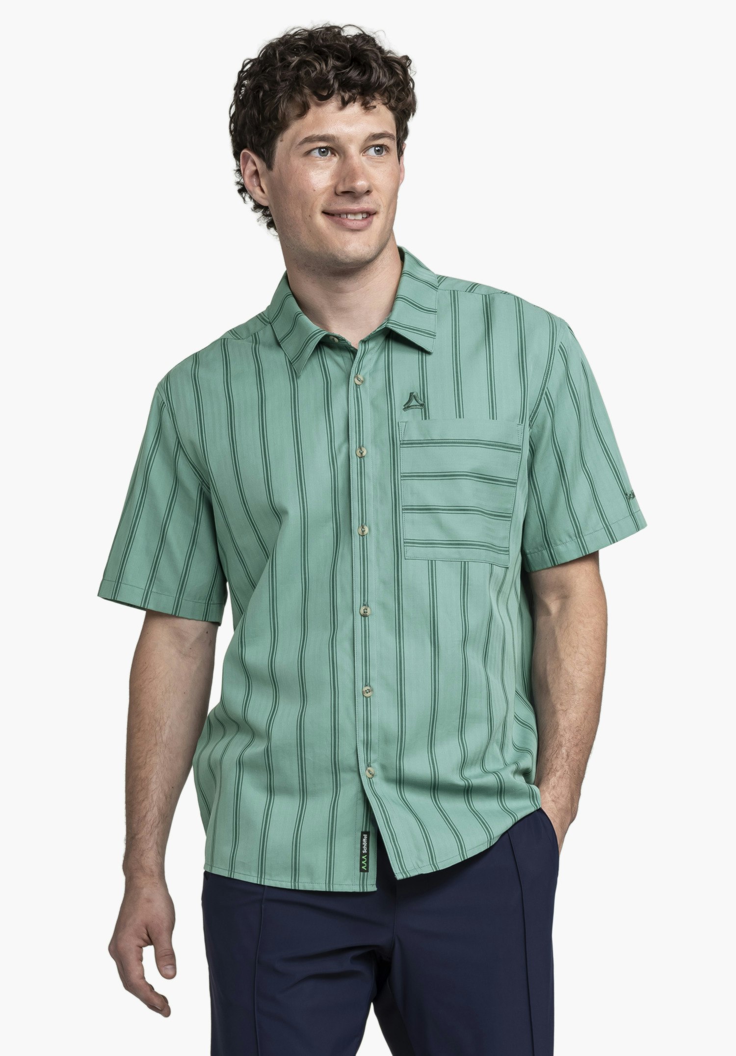 Summery short-sleeved shirt with UV protection