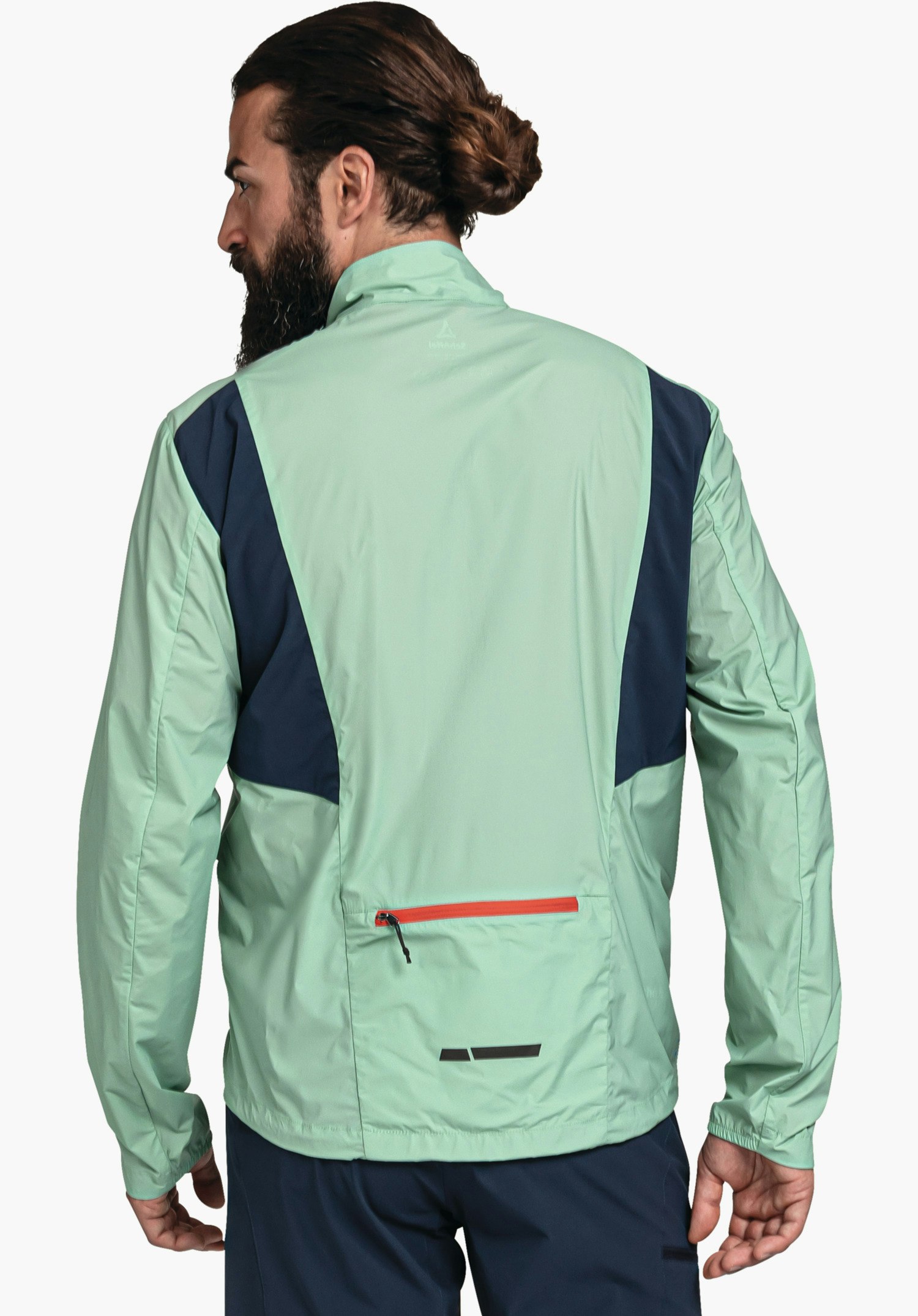 Extremely lightweight & breathable windbreaker