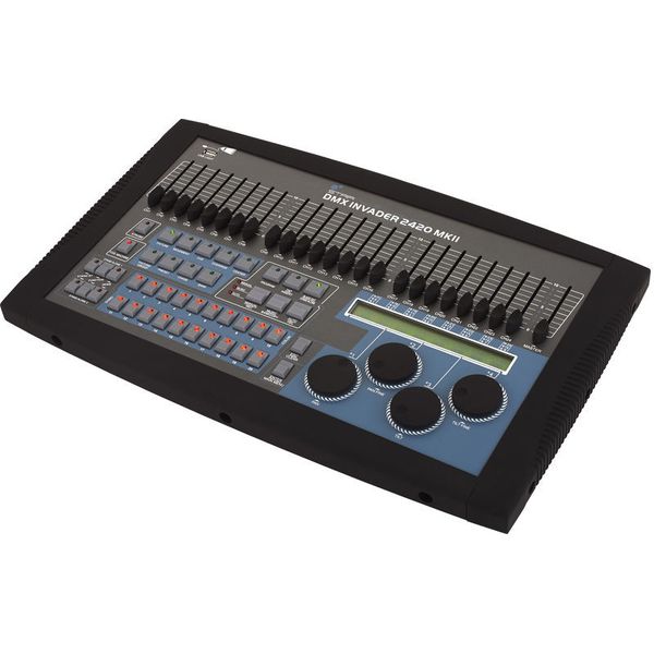 Stairville DMX Invader MK2 Tour Bundle