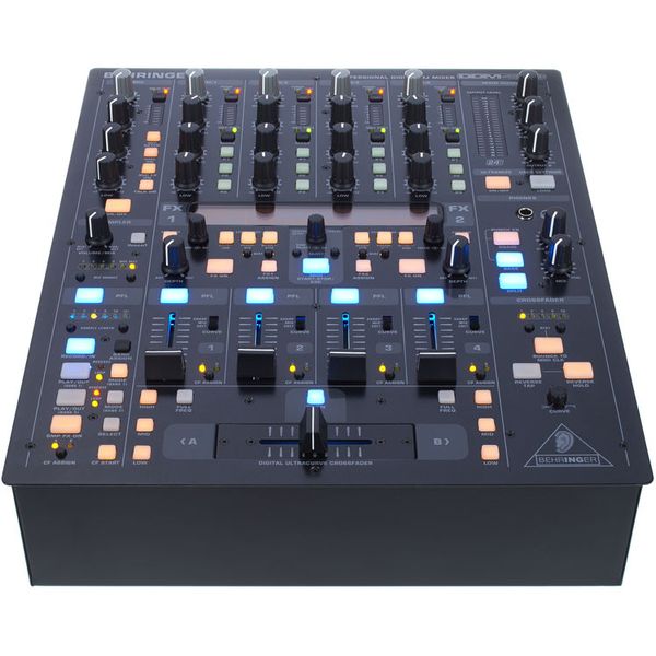Behringer DDM 4000 DJ Mixer