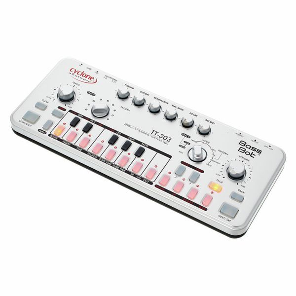 Cyclone Analogic TT-303 Bass Bot V2