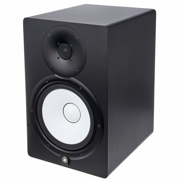 Yamaha HS 8 Stand Bundle