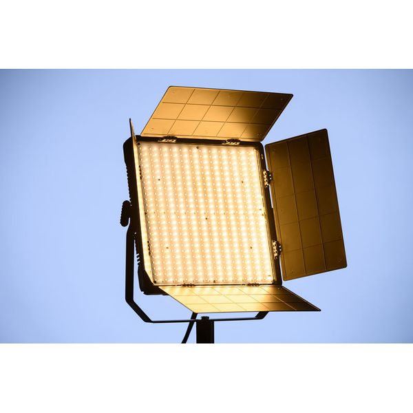 Varytec VP-1 DMX Video BiLight Panel