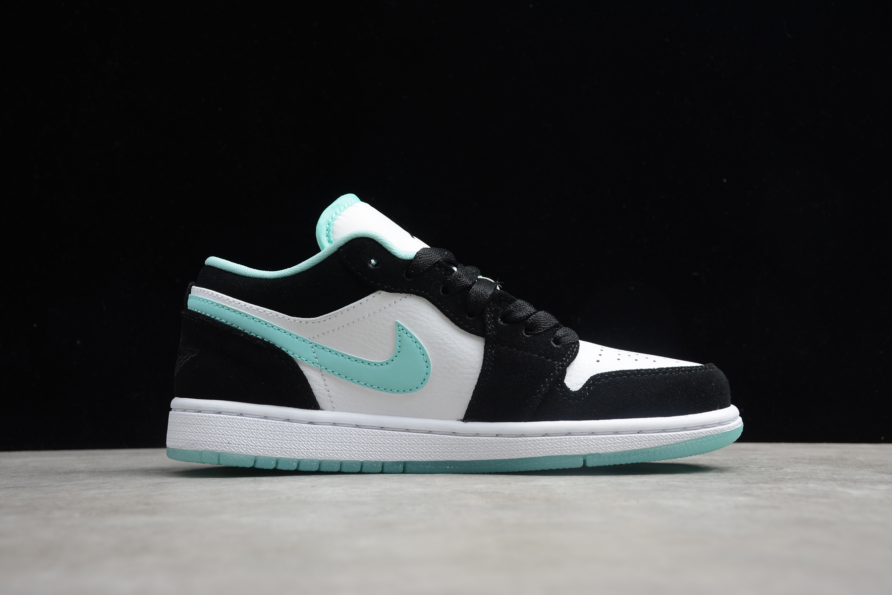 aj1 low island green