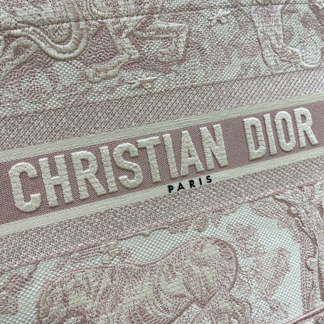 Christian Dior Pink Toile de Jouy Embroidery Medium Book Tote For Sale at  1stDibs