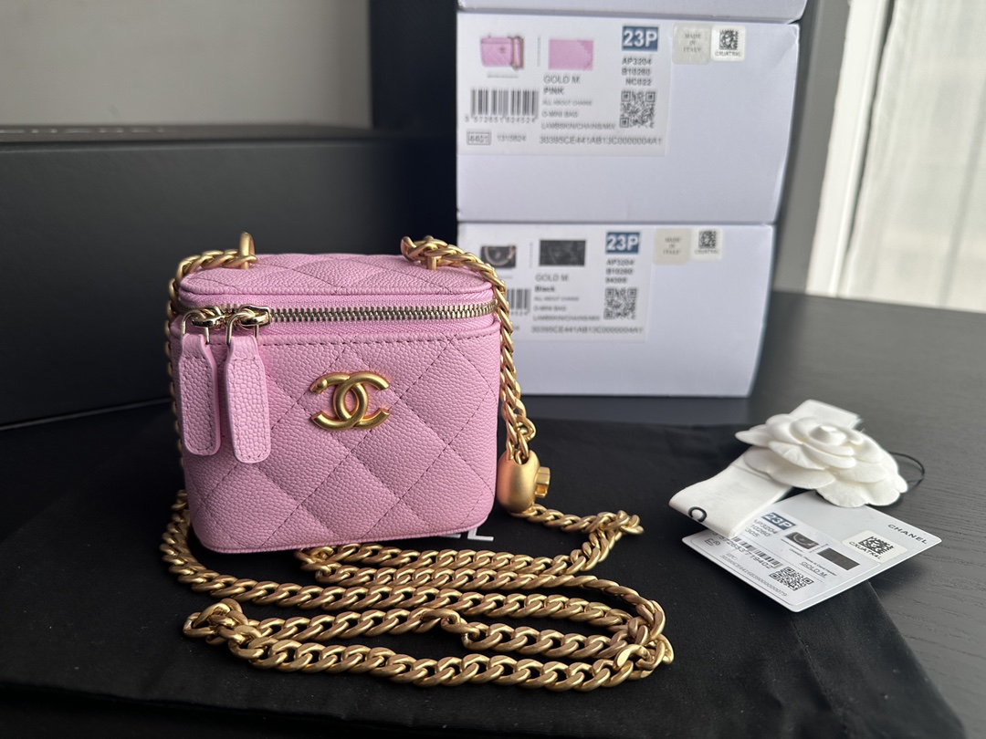 Replica Chanel clutch with chain Grained Calfskin & Gold-Tone Metal Pink  Ap3203