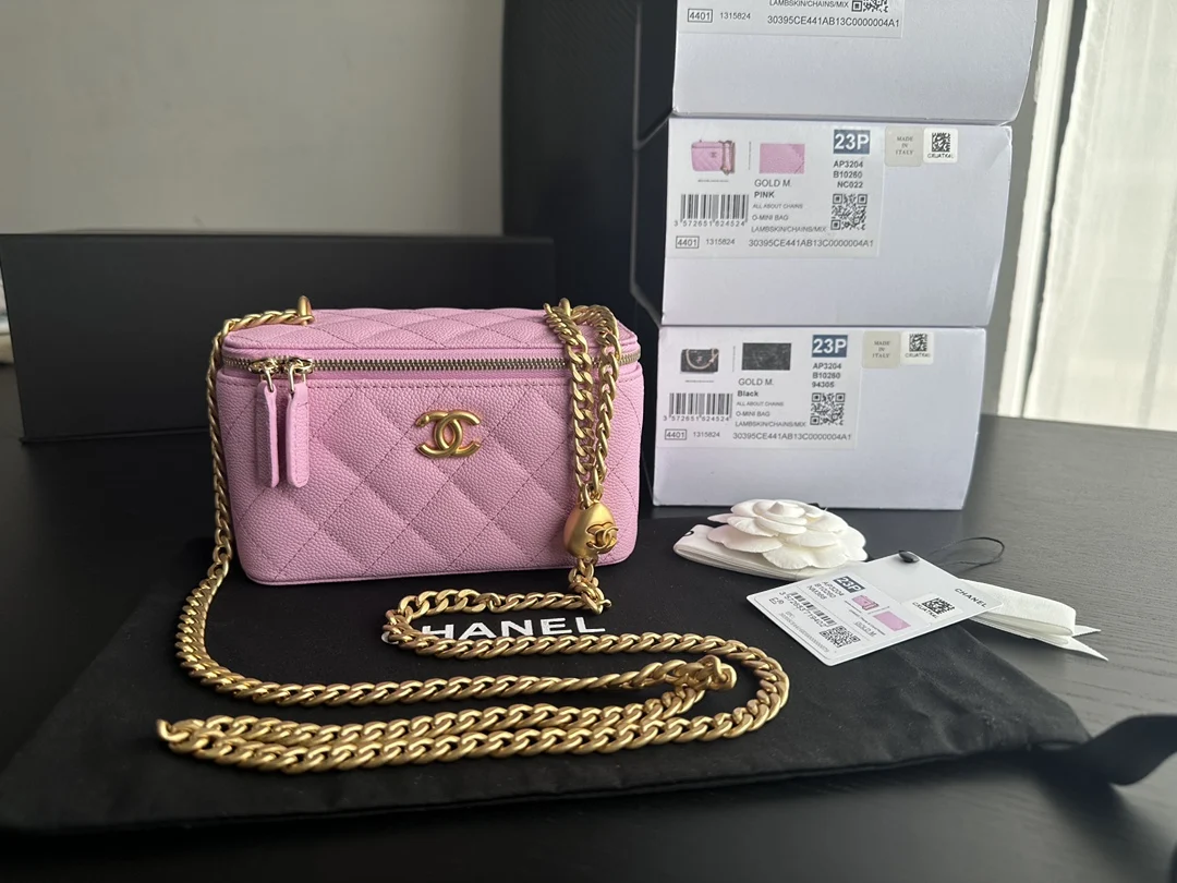 Replica Chanel Classic Wallet On Chain Pink AP0250