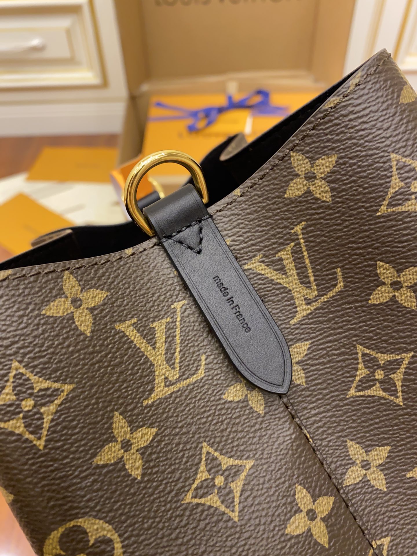 Replica Louis Vuitton Damier Azur NeoNoe MM With Braided Strap N50042  BLV044 for Sale