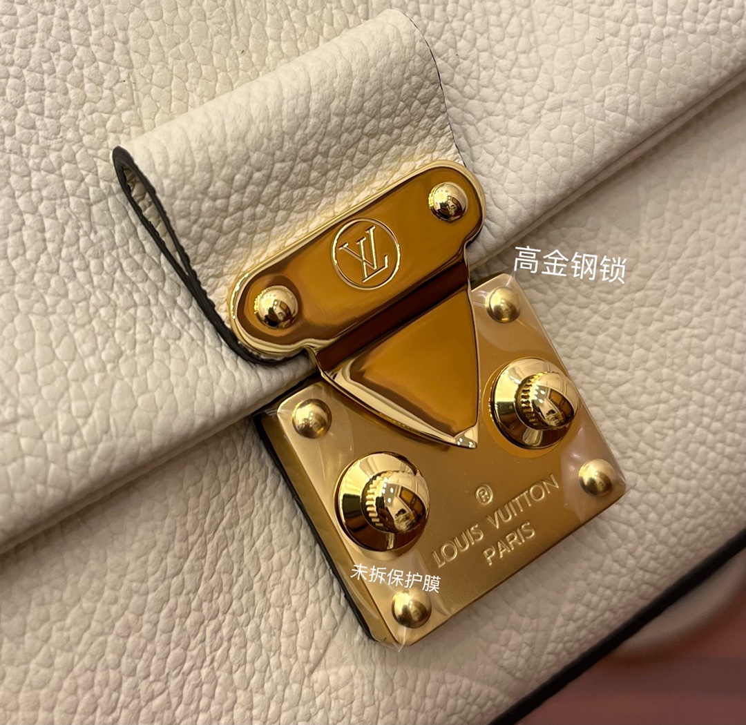 Louis Vuitton  Madeleine BB Creme Leather M46008 - 24 x 17 x 8.5cm 