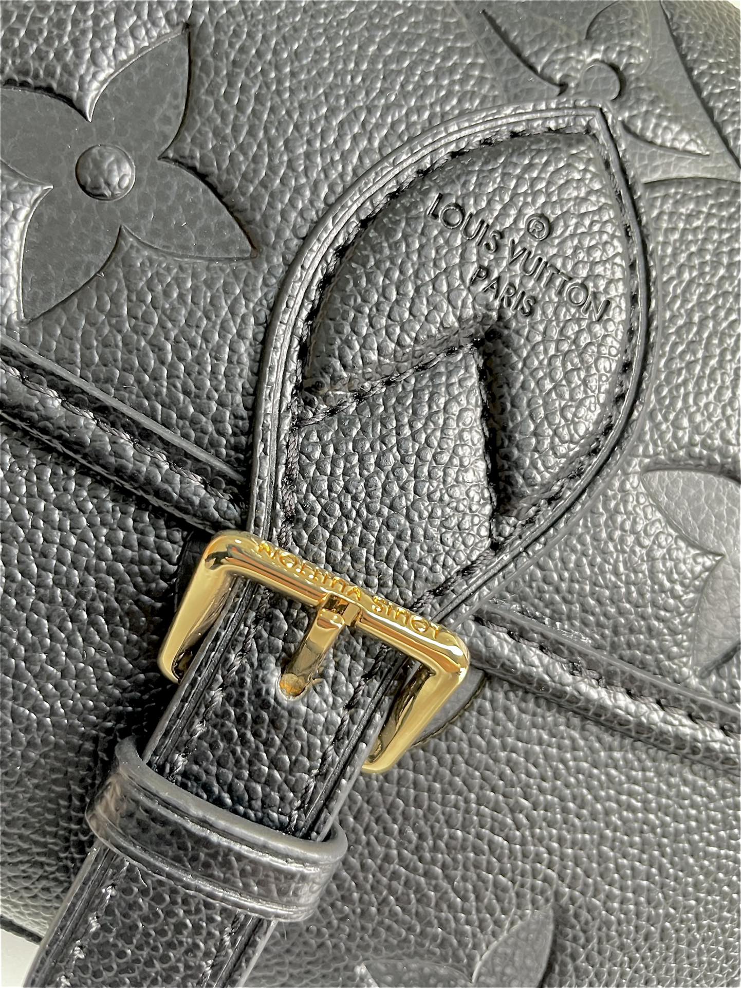 Replica Louis Vuitton Diane Bag In Monogram Empreinte Leather M46386