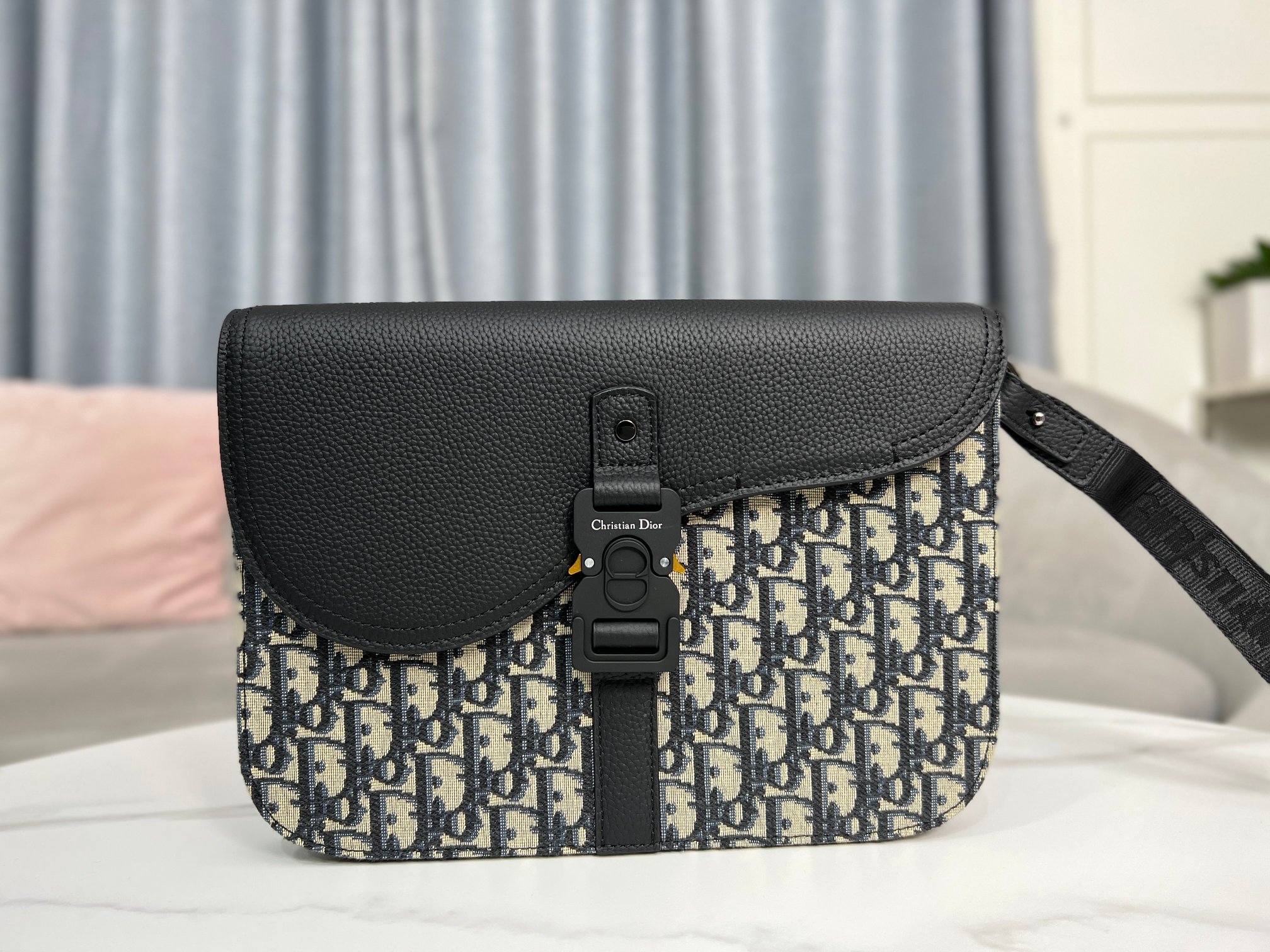 Saddle A5 Pouch Beige and Black Dior Oblique Jacquard and Black