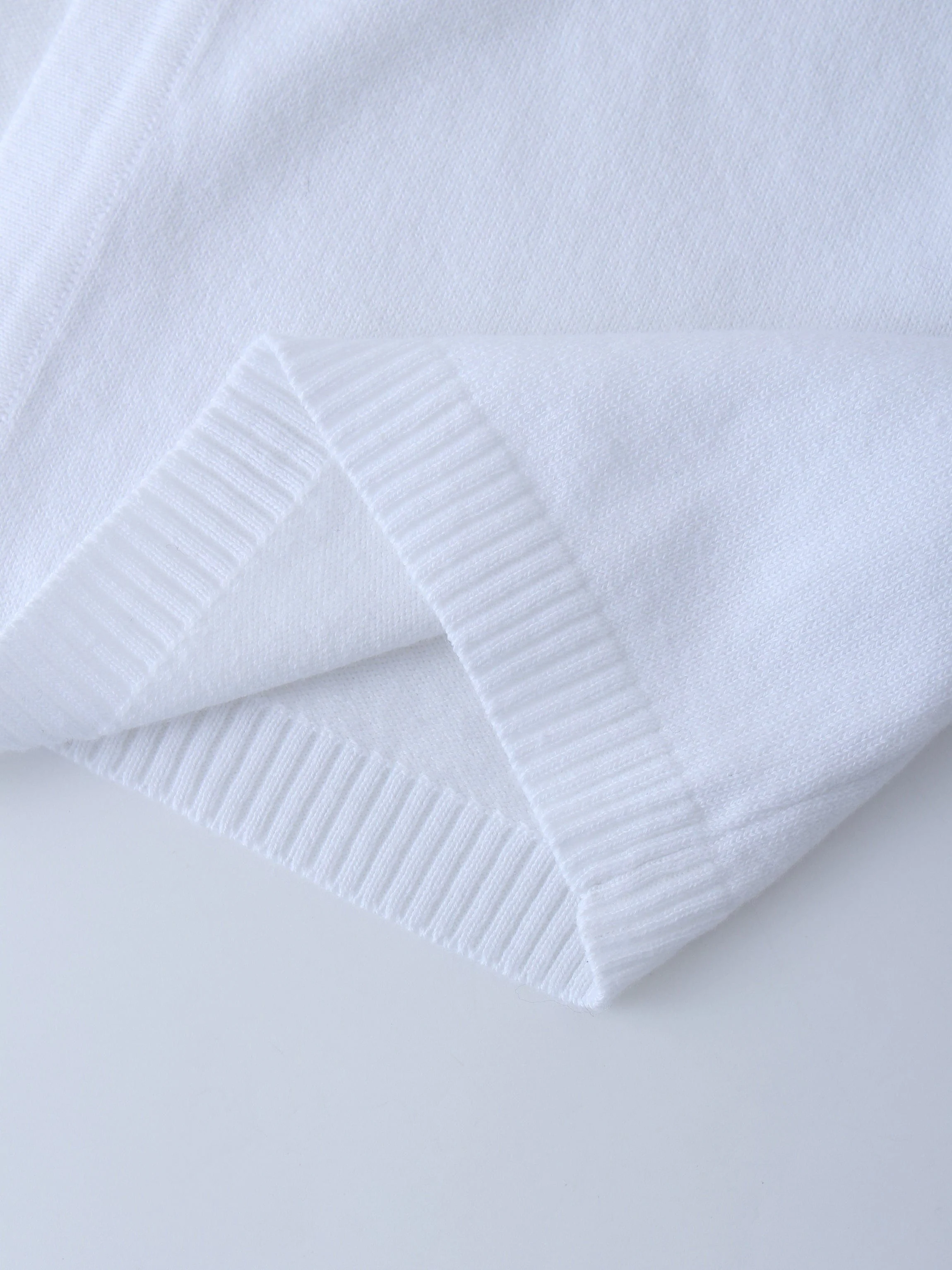 FLAT SHRUG-WHITE