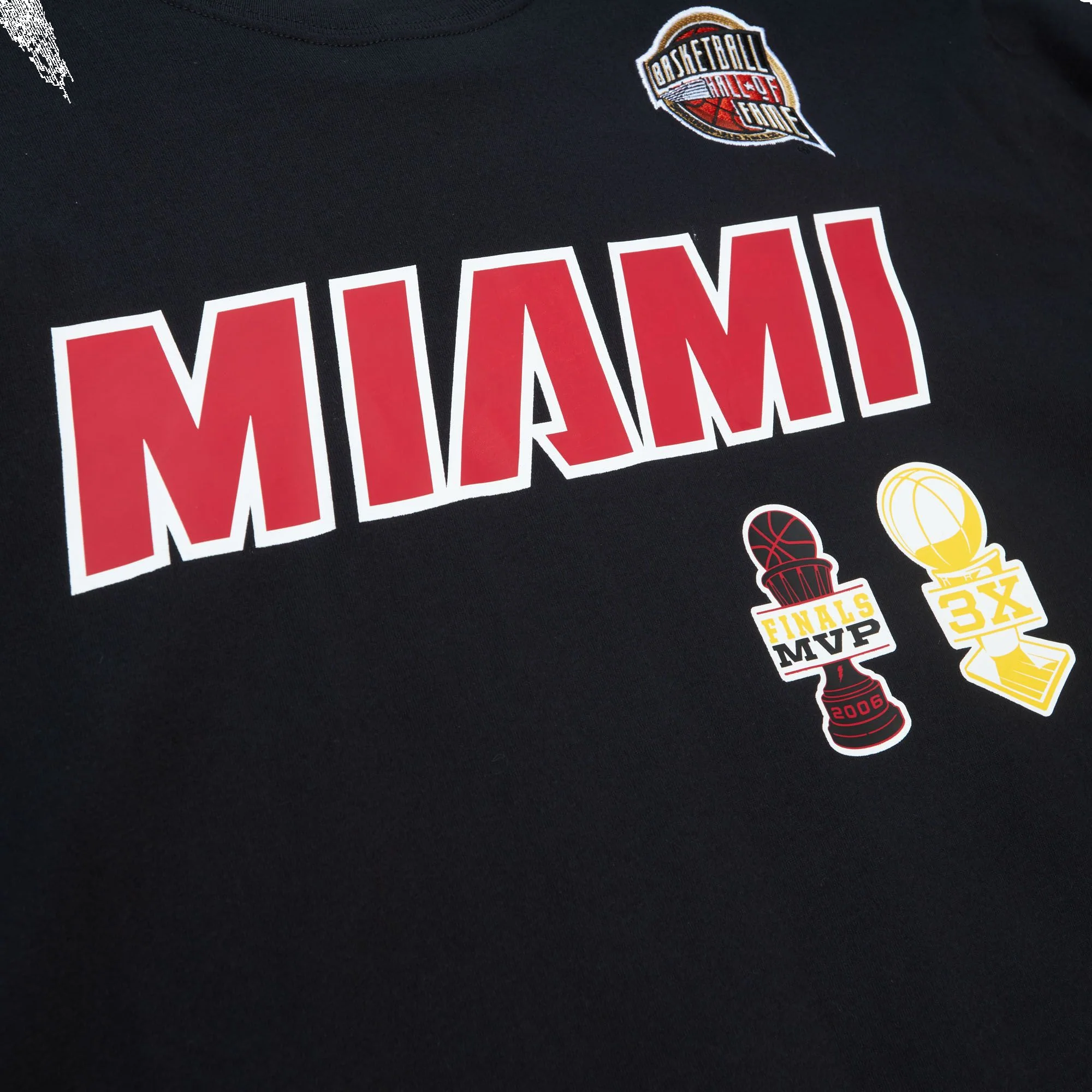 Mitchell & Ness x NBA Miami Heat HOF T-Shirt 'Dwayne Wade 3' TCRW6862-MHEYYDWABLCK - PersonalJerseys