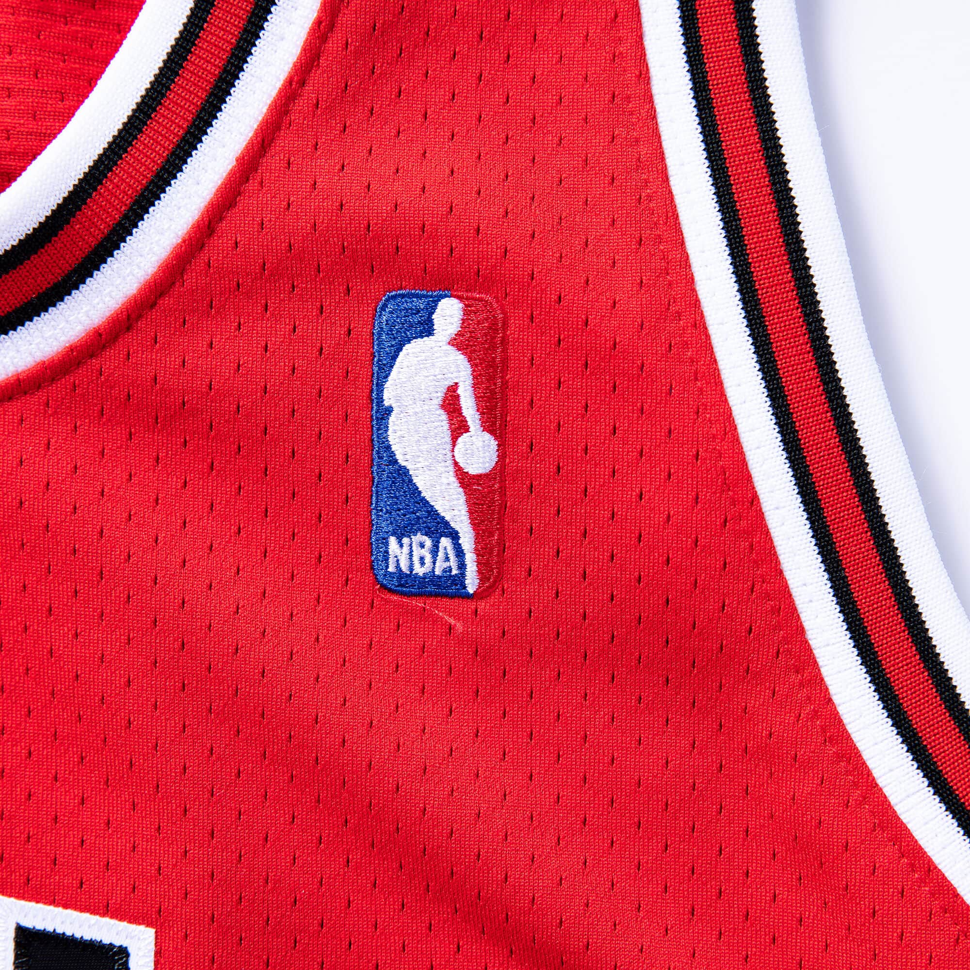 Authentic Jersey Chicago Bulls Road Finals 1997-98 Scottie Pippen - PersonalJerseys