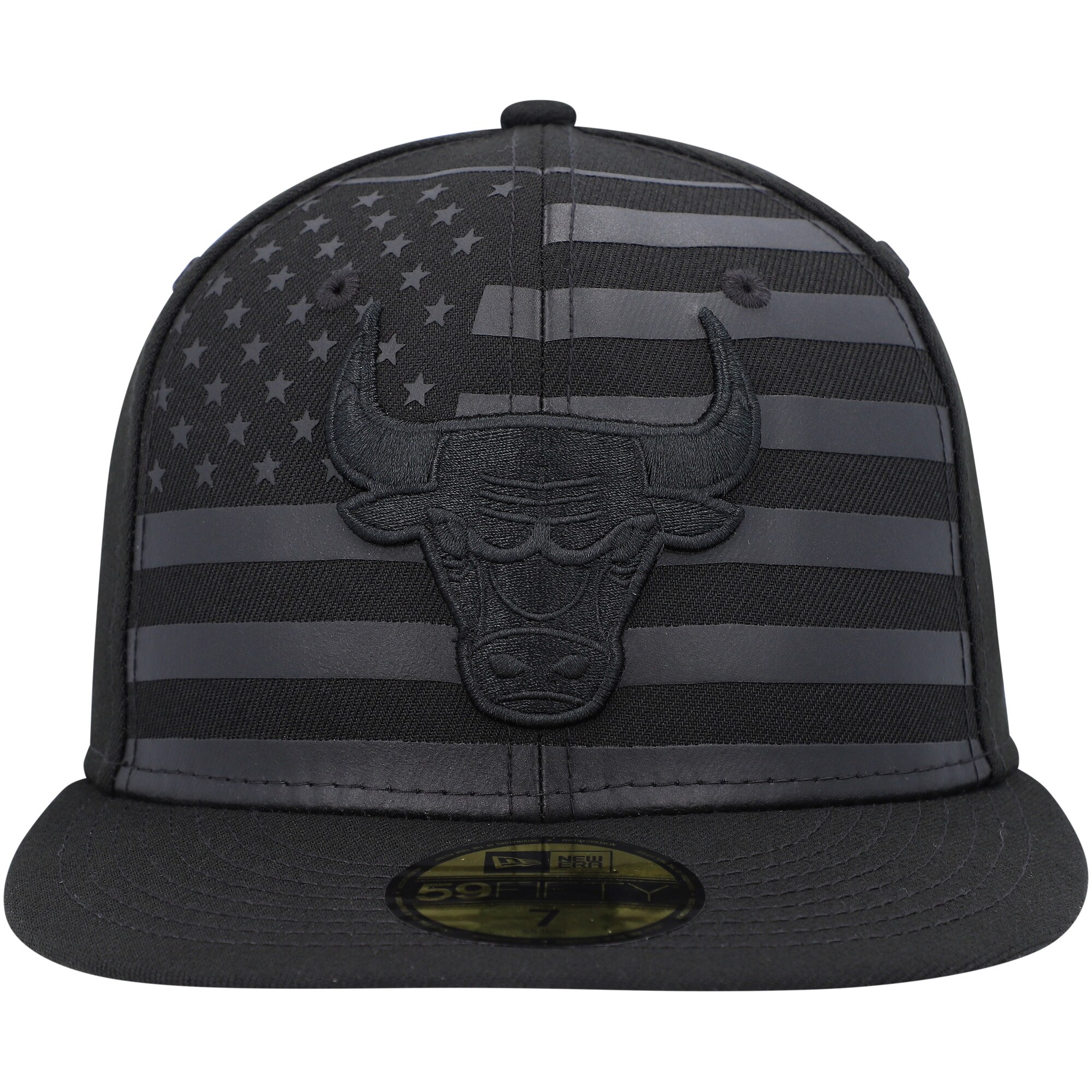 Chicago Bulls New Era Black on Black Tonal Flag 59FIFTY Fitted Hat - PersonalJerseys
