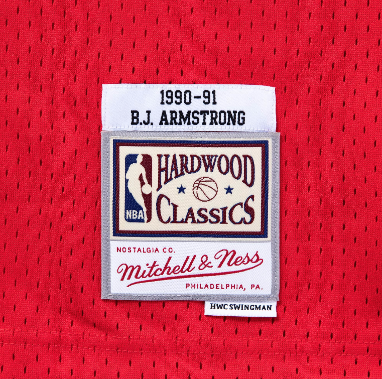 Mens Chicago Bulls B.J. Armstrong Mitchell & Ness Red 1990-91 Hardwood Classics Swingman Jersey - Sports Wear Jersey - PersonalJerseys