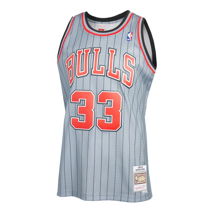 Men's Chicago Bulls Scottie Pippen Mitchell & Ness Gray 1995-96 Hardwood Classics Reload 2.0 Swingman Jersey - Sports Wear Jersey - PersonalJerseys