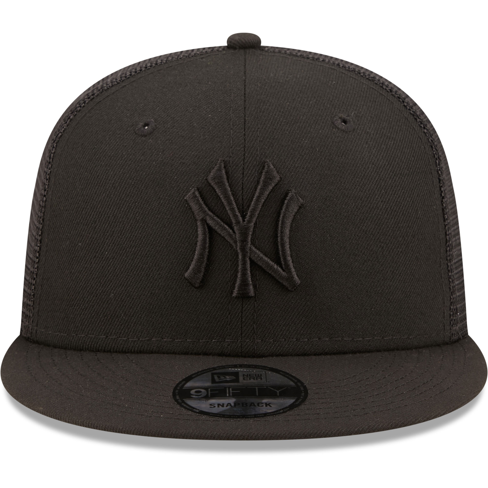 New York Yankees New Era Blackout Trucker 9FIFTY Snapback Hat - PersonalJerseys