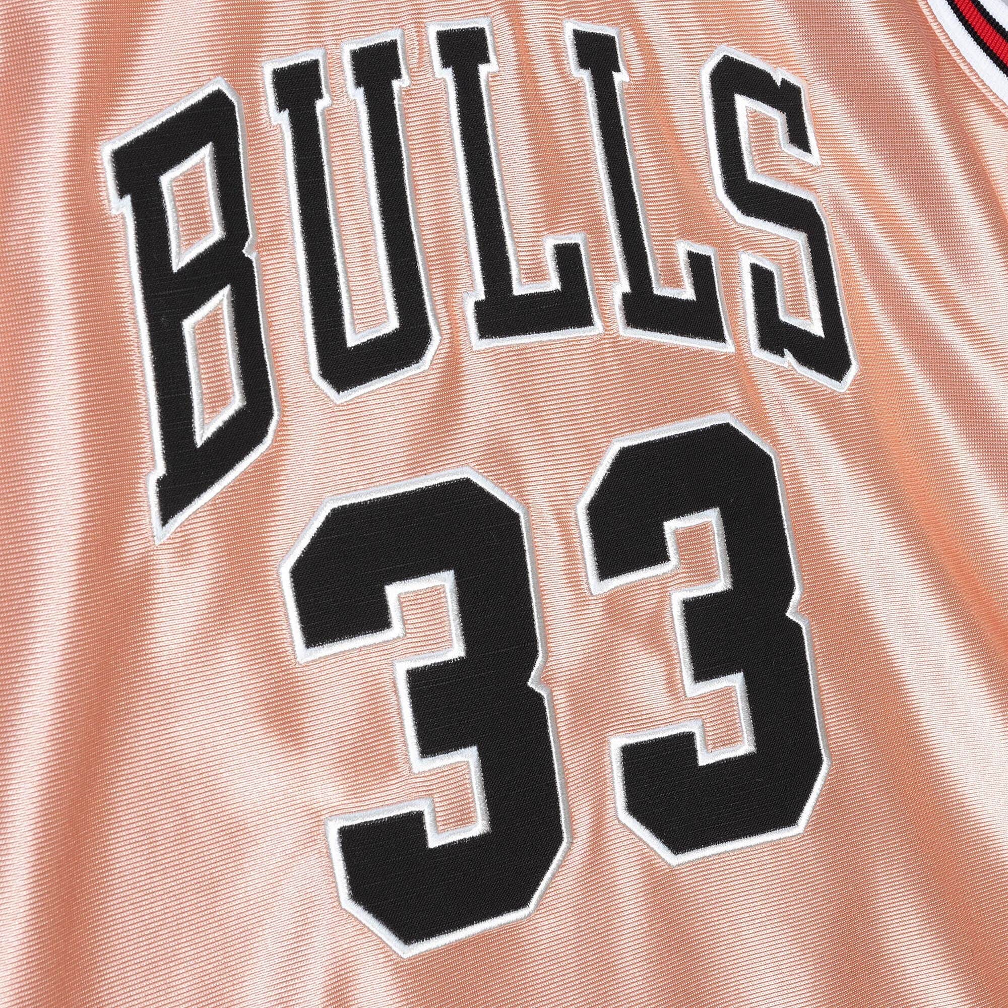 Womens 75th Anniversary Rose Gold Swingman Scottie Pippen Chicago Bulls 1997-98 Jersey - PersonalJerseys