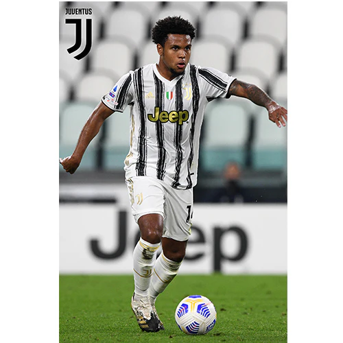 Juventus Weston McKennie Poster - PersonalJerseys