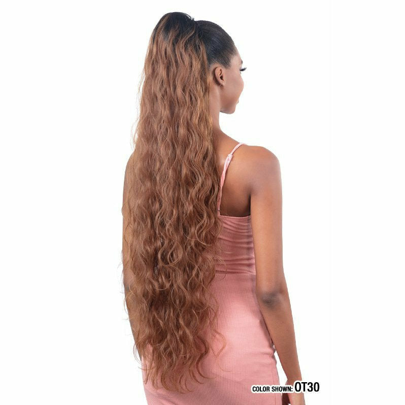 Model Model Gardenia Mastermix Drawstring Ponytail - Beachy Wave 36