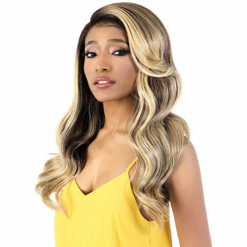 Motown Tress HD Spin Part Synthetic Lace Front Wig - LDP-Gami
