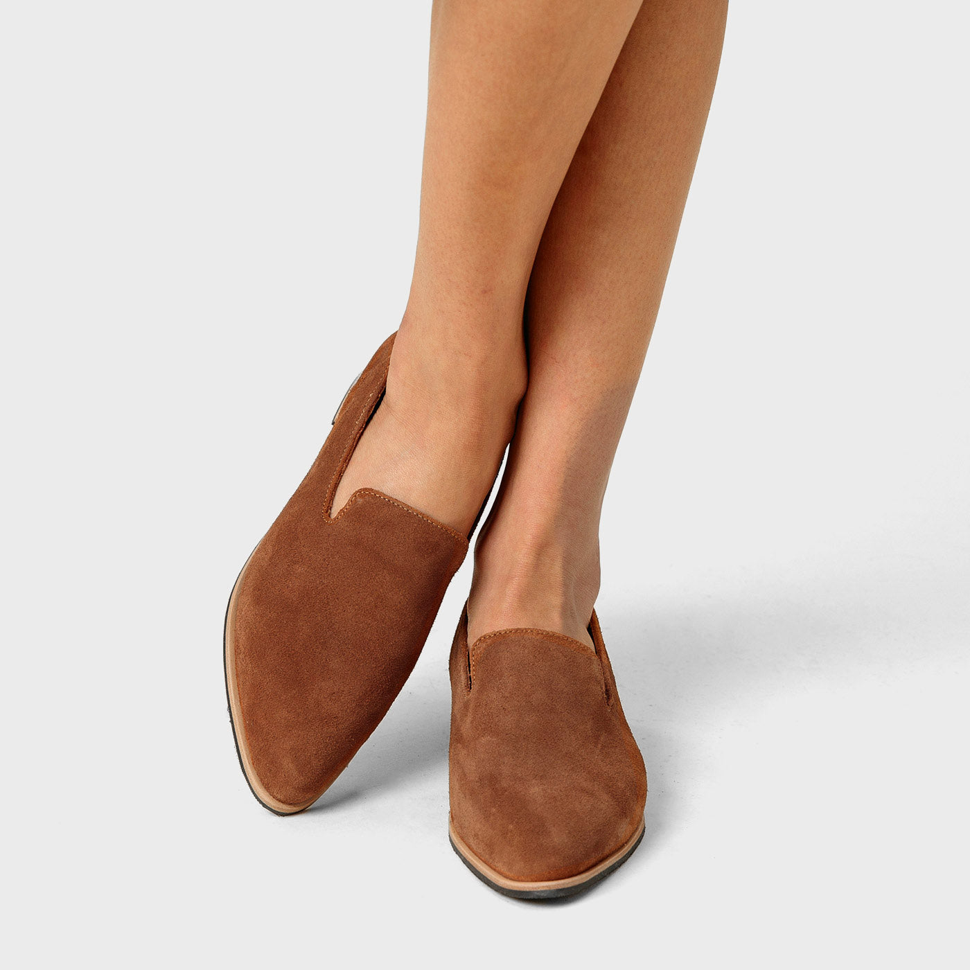 'Almost Perfect' Pointed Flat