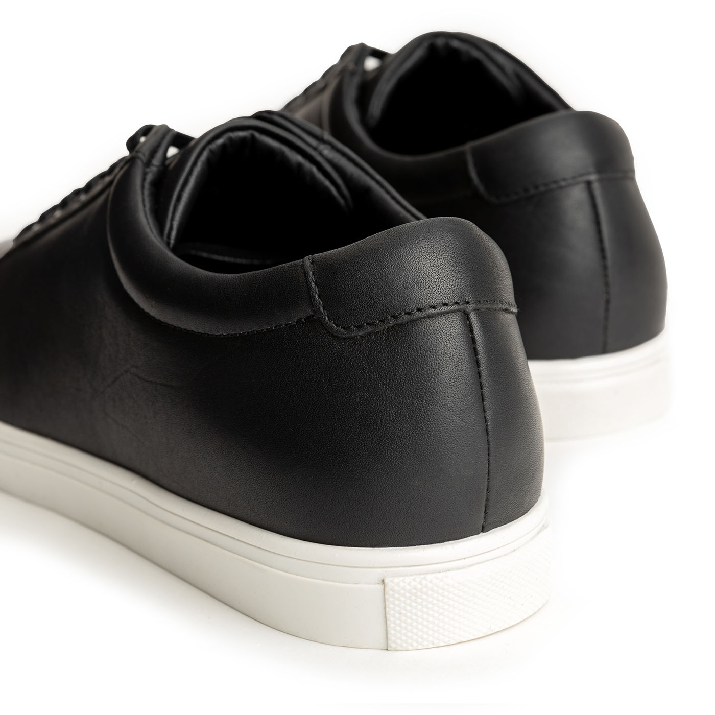 'Almost Perfect' Men's Low Top Sneaker