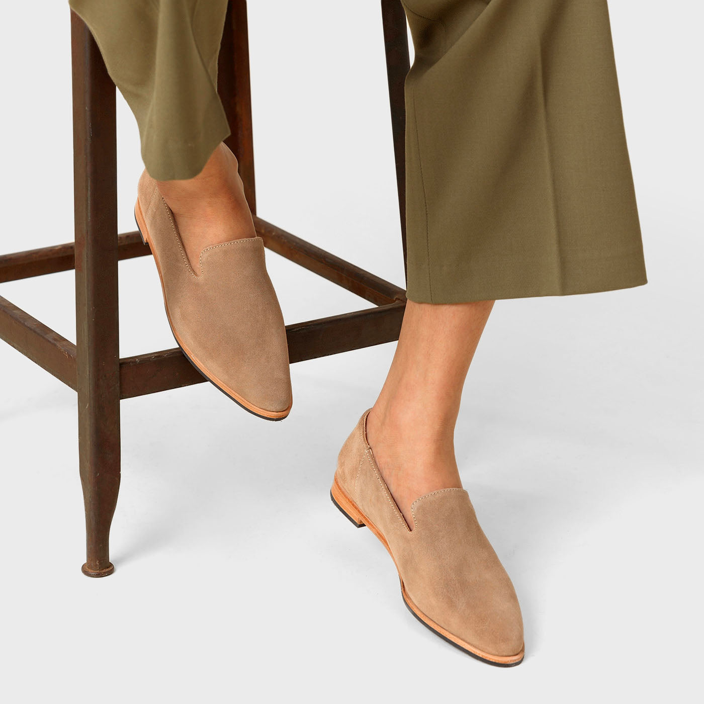 'Almost Perfect' Pointed Flat