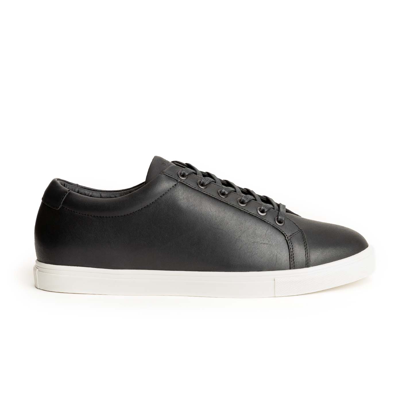 'Almost Perfect' Men's Low Top Sneaker