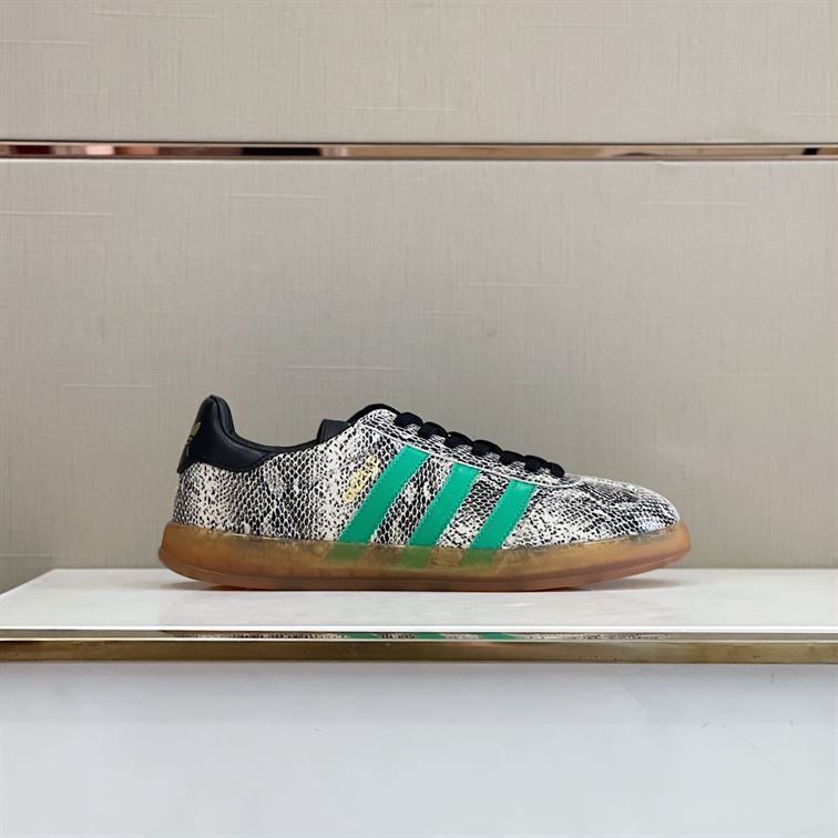 Best Replica GUCCI X ADIDAS MEN S GAZELLE SNEAKER   GCC068 - Colareps