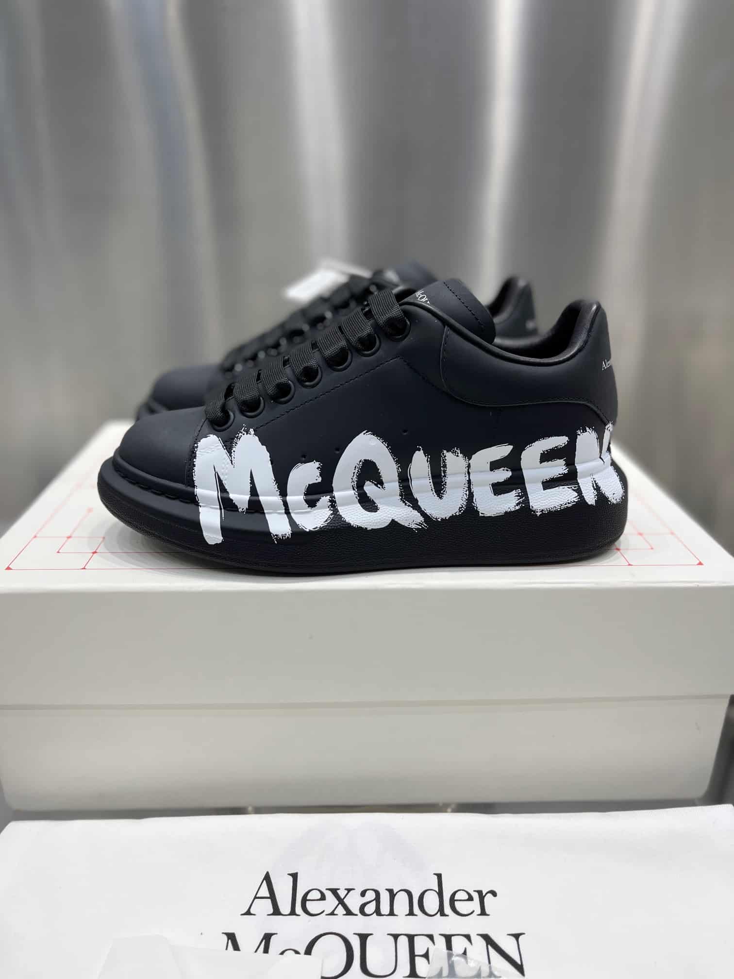 Best Replica ALEXANDER MCQUEEN SNEAKER   AM26 - Colareps