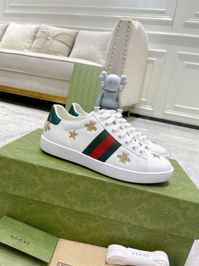 Best Replica GUCCI Dupes Shoes ACE EMBROIDERED SNEAKER WITH BEES AND STARS   GCC090 - Colareps