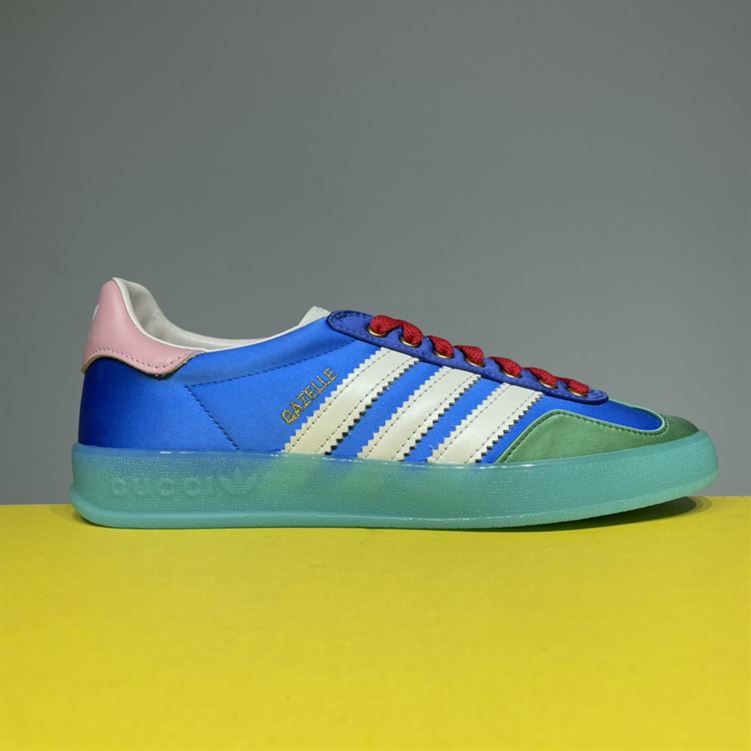 Best Replica GUCCI Dupes Shoes X ADIDAS GAZELLE LOW-TOP SNEAKERS IN LIGHT BLUE   GCC029 - Colareps
