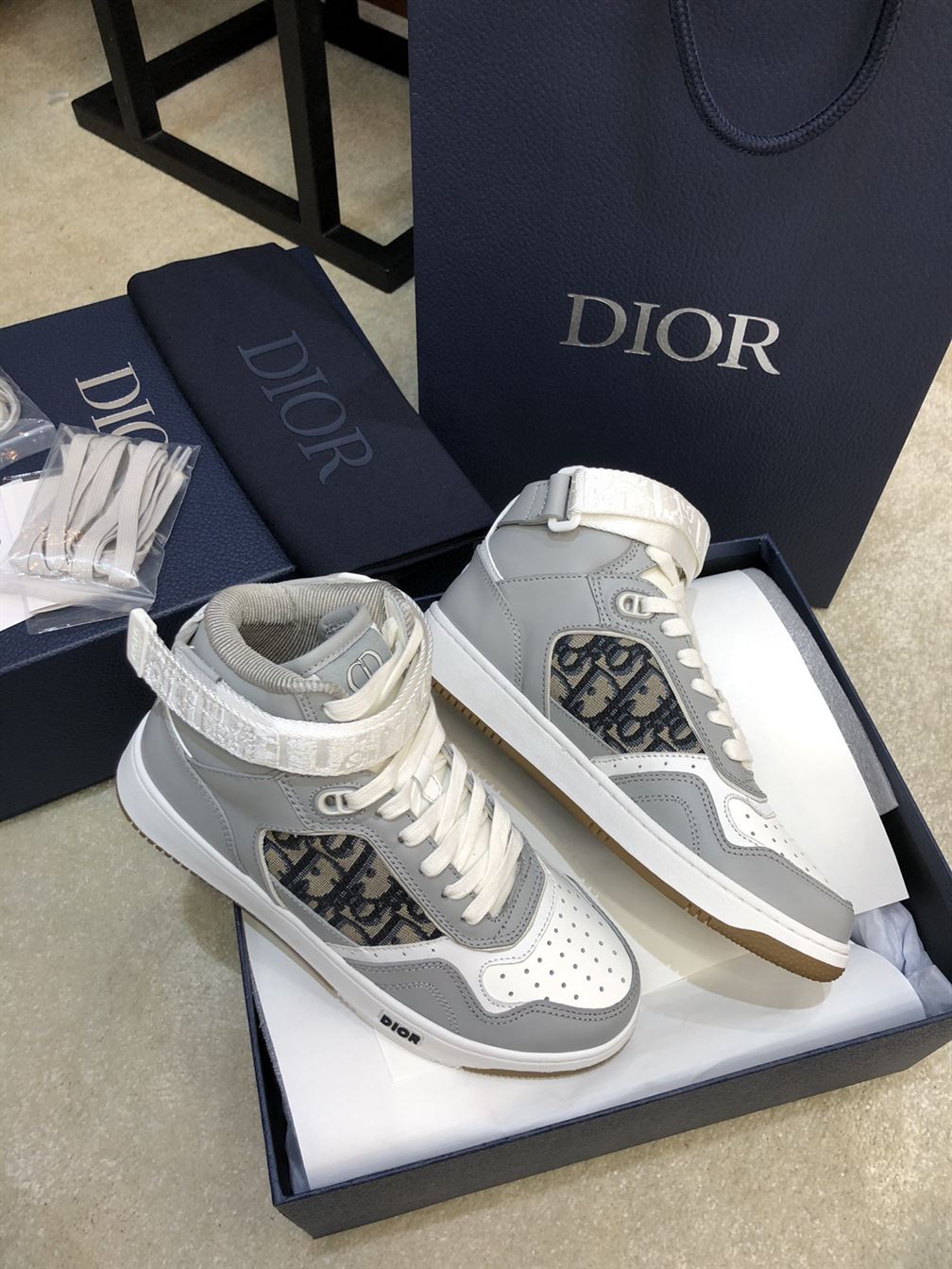 Best Replica DIOR B27 HIGH-TOP SNEAKER   DO009 - Colareps