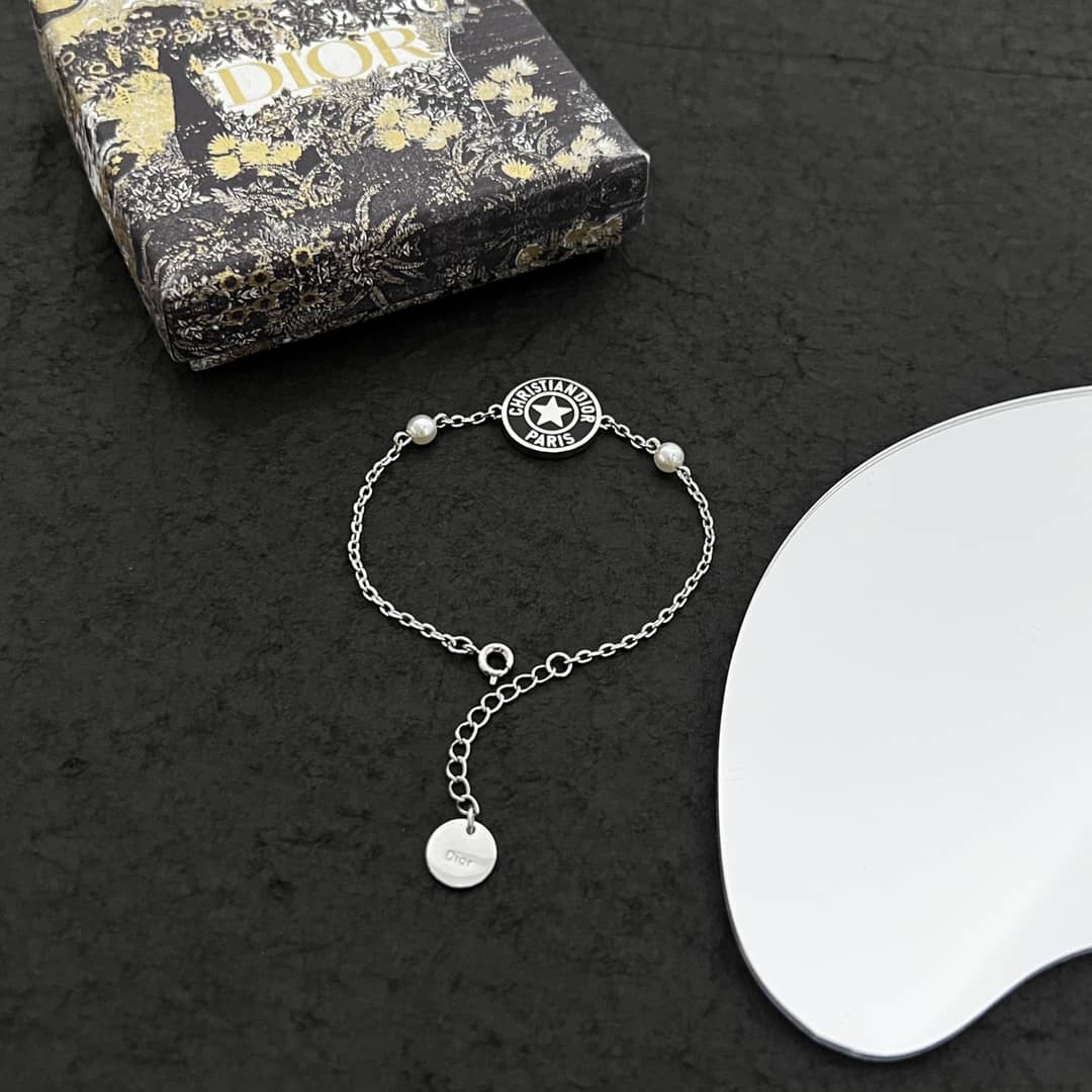 Best Replica Designer Christian Dior Classic Bracelet - Colareps