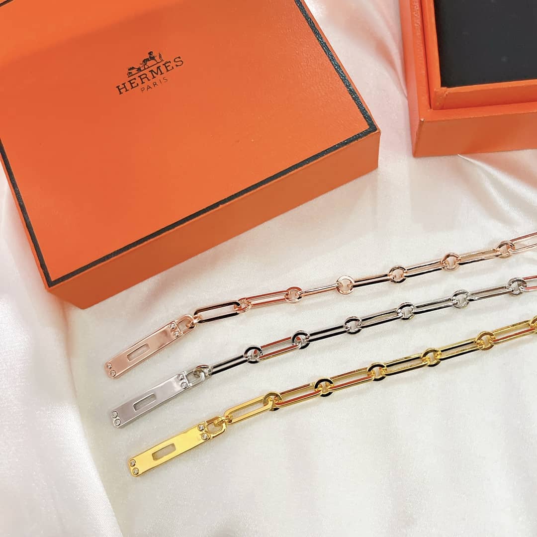 Best Replica Knockoff Hermes Logo Bracelet - Colareps