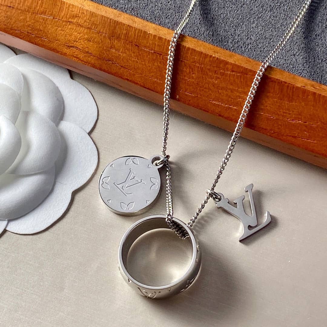 Best Replica Louis vuitton Necklace First Copy - Colareps