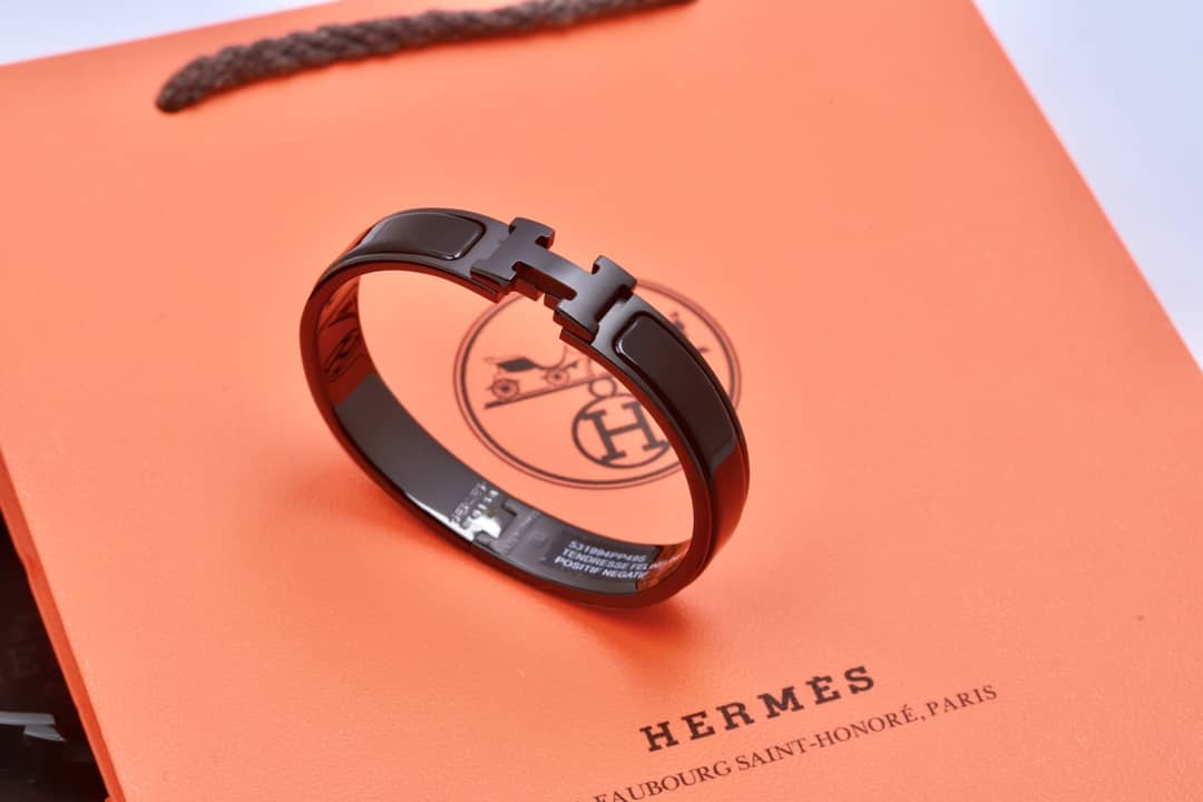 Best Replica Designer Hermes Classic Bracelet - Colareps