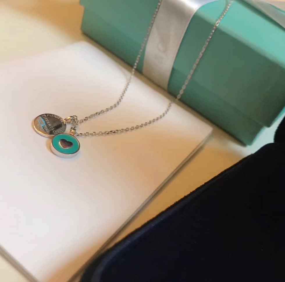 Best Replica Wholesale Tiffany Logo Necklace - Colareps