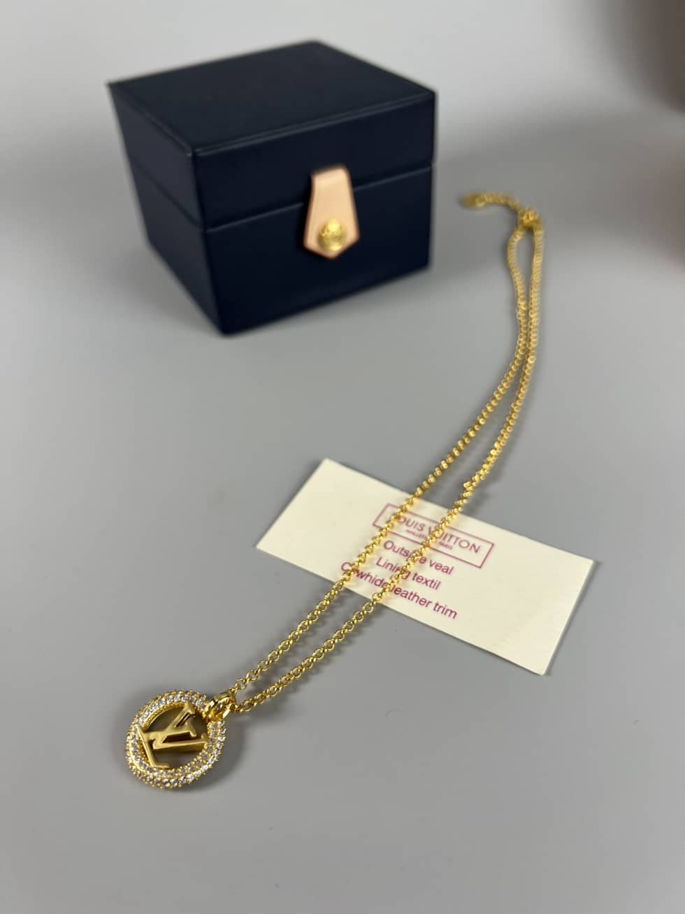 Best Replica Knockoff Louis vuitton Logo Necklace - Colareps