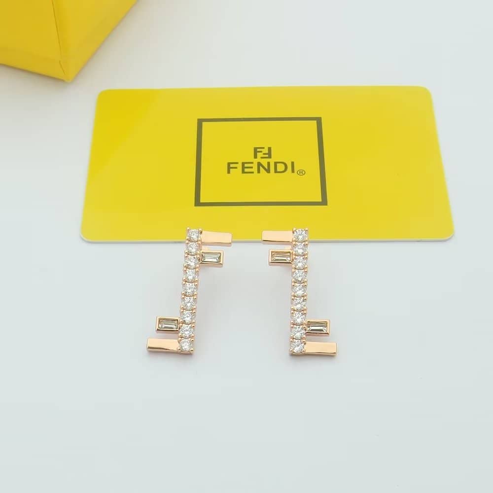 Best Replica Fake Fendi Logo Earring - Colareps