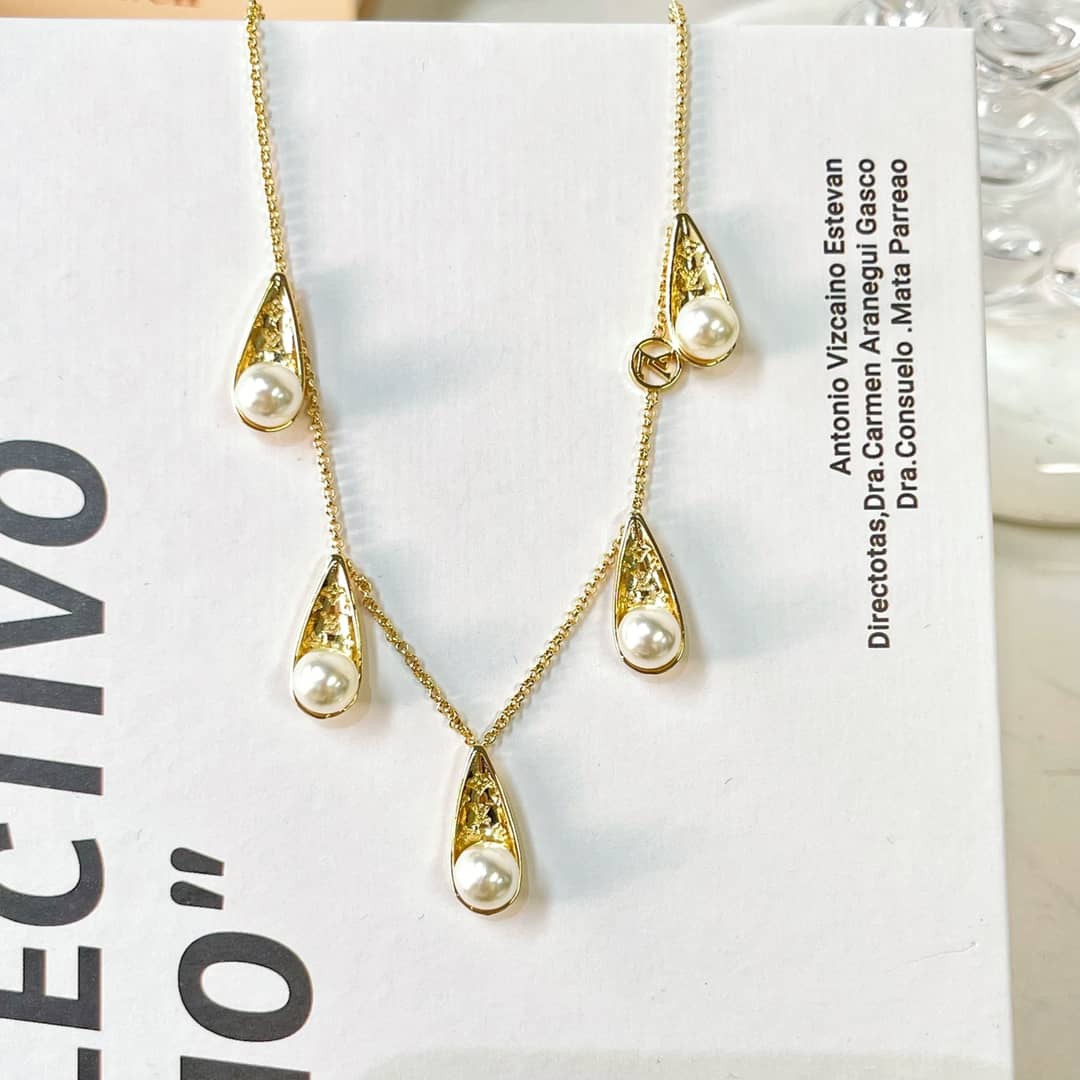 Best Replica Luxury Louis vuitton Classic AAA+ Necklace - Colareps