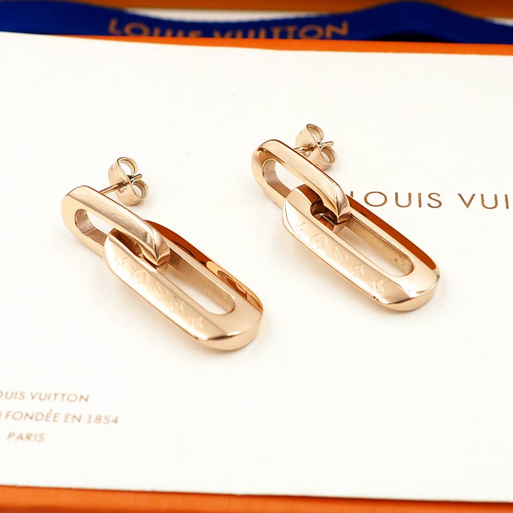 Best Replica Knockoff Louis vuitton Logo Earring - Colareps