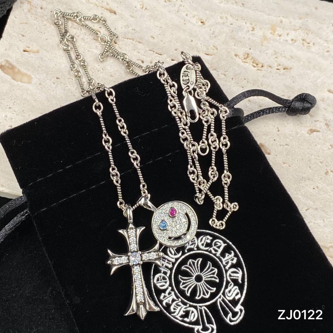 Best Replica Wholesale Chrome Hearts Logo Necklace - Colareps