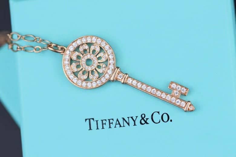 Best Replica Tiffany Necklace First Copy - Colareps