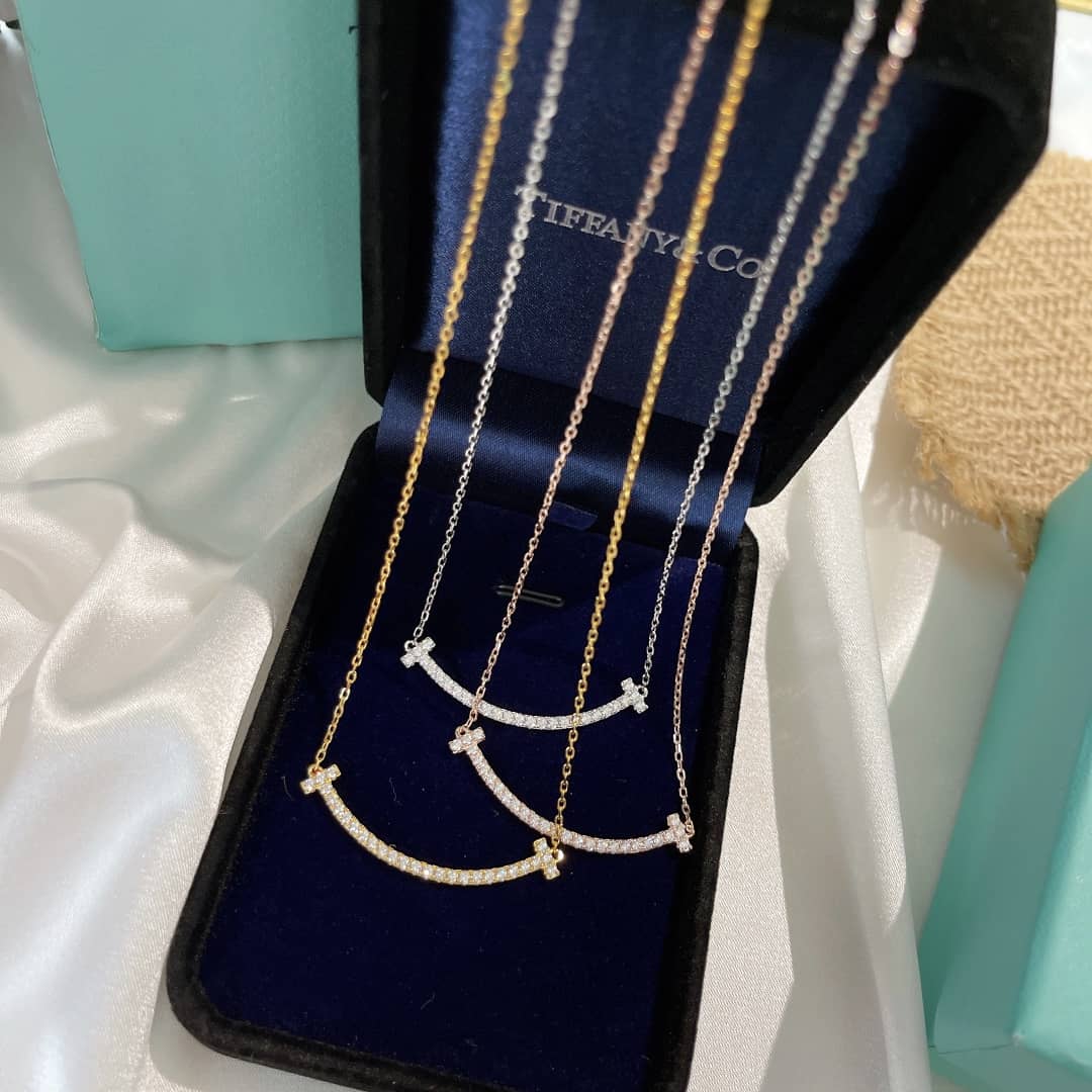 Best Replica Wholesale Tiffany Logo Necklace - Colareps