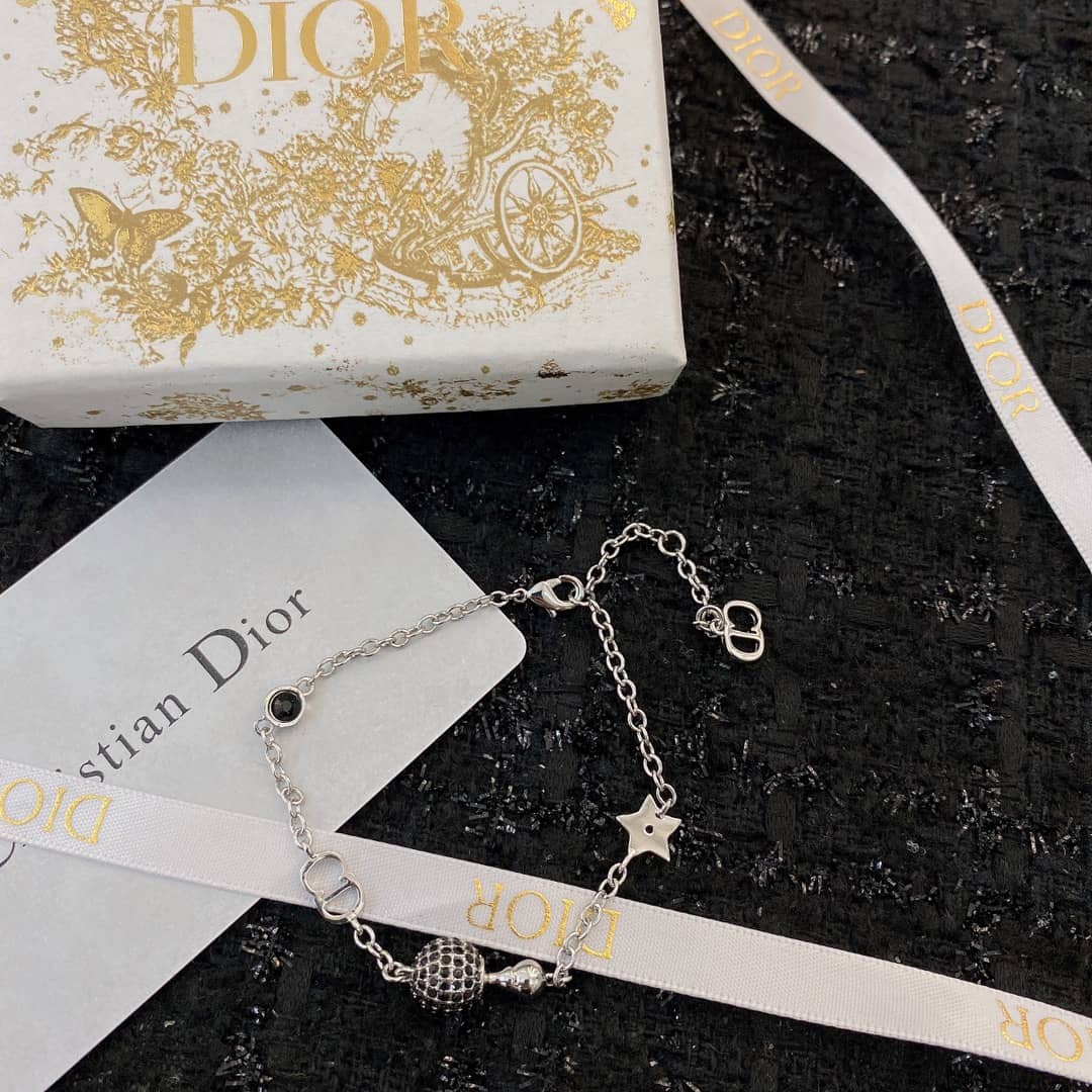 Best Replica Knockoff Christian Dior Logo Bracelet - Colareps