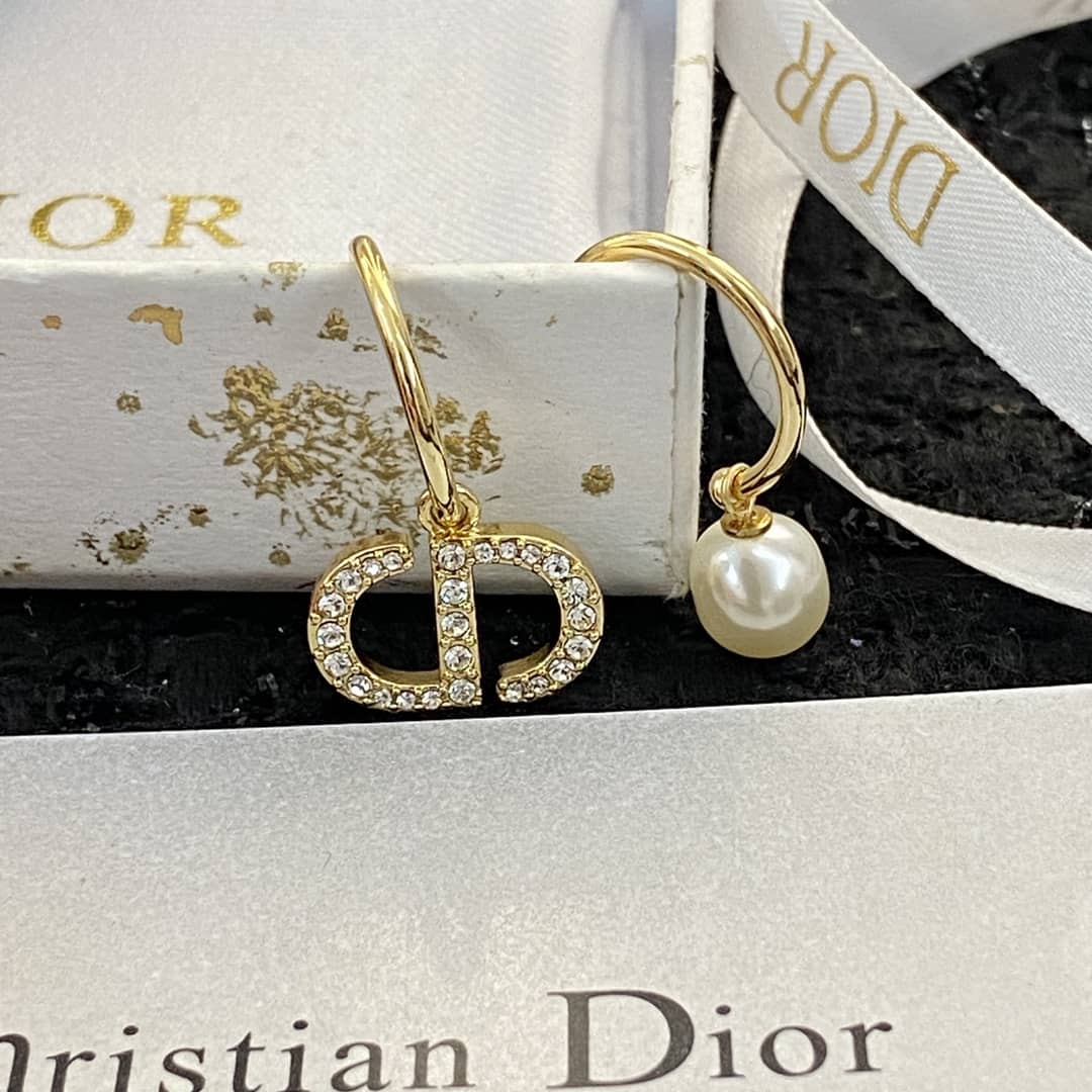 Best Replica Luxury Christian Dior Classic AAA+ Earring - Colareps